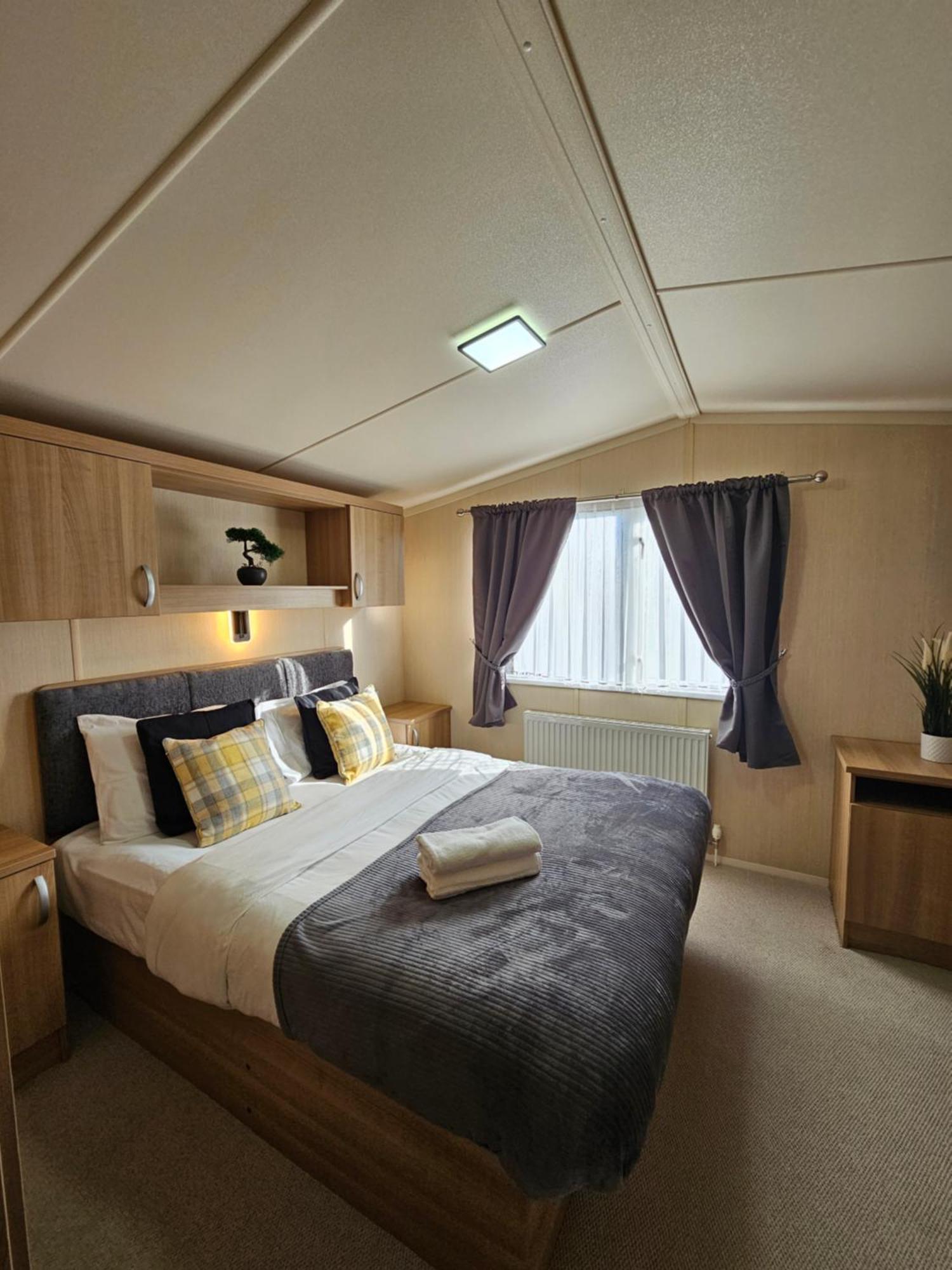Beautiful Caravan Near Edinburgh Nr 14 Port Seton Exterior foto